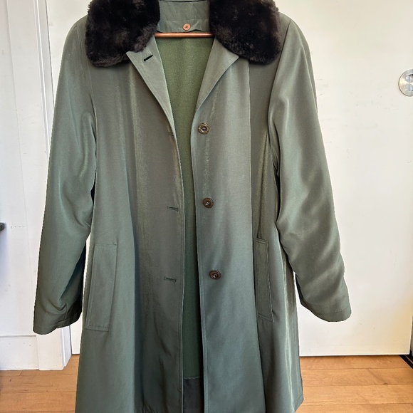 Vintage fur collar coat - Picture 1 of 4